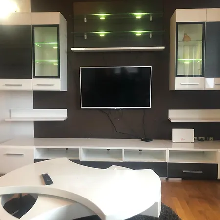 Cozy 150m2 , 2 Parking Places Apartment *